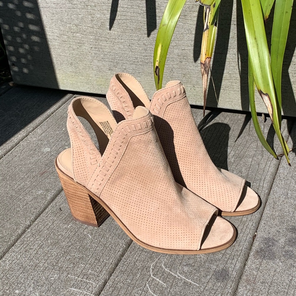 NEW Steve Madden Marco Cutout Suede Bootie 6.5